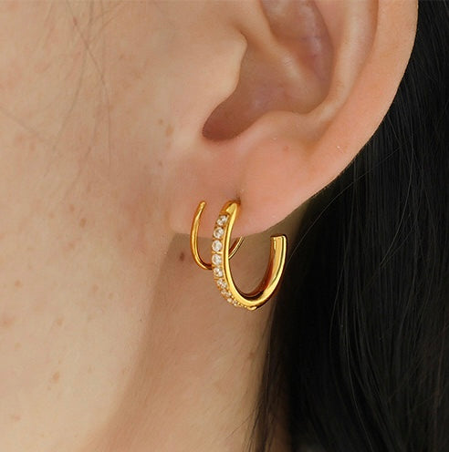 Celine Hoops
