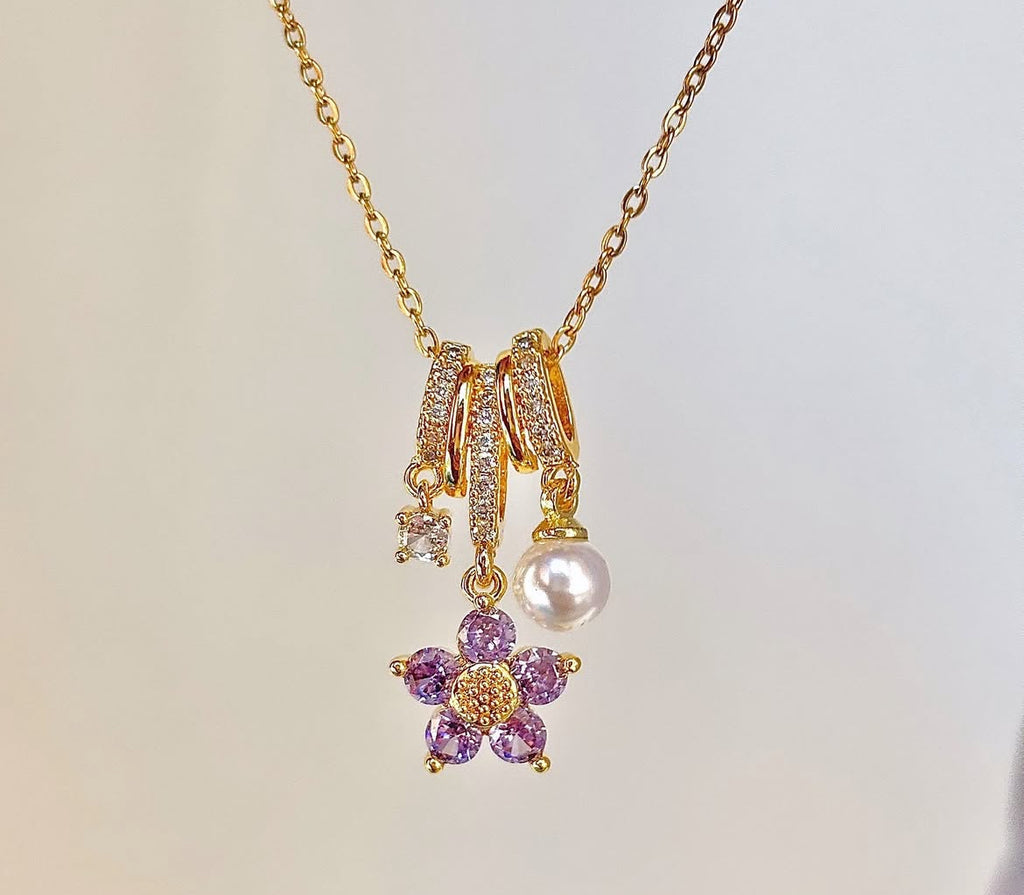 Lavie Floral Charm Necklace