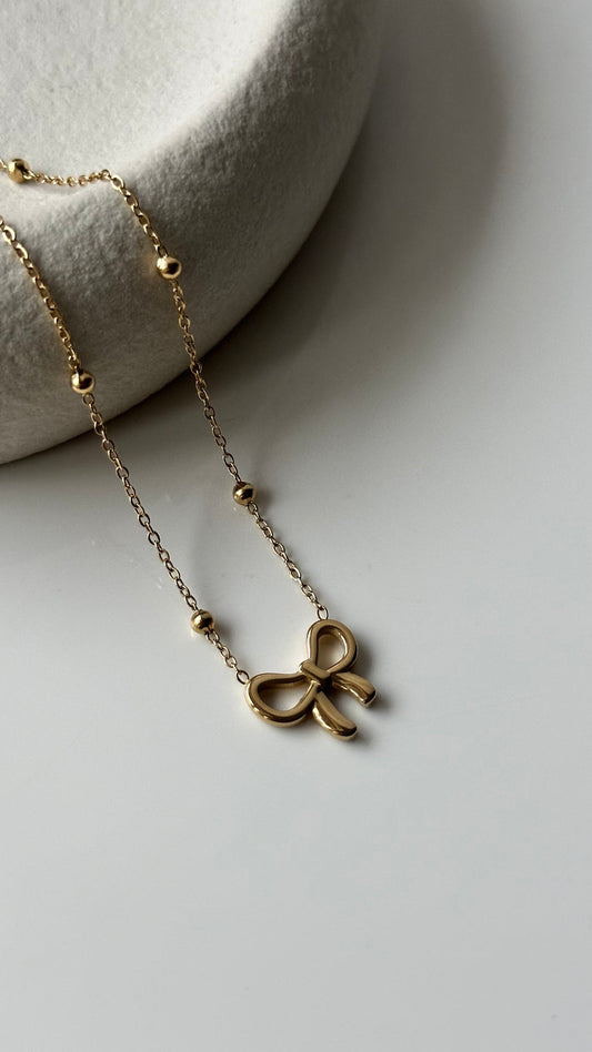 Bow Necklace